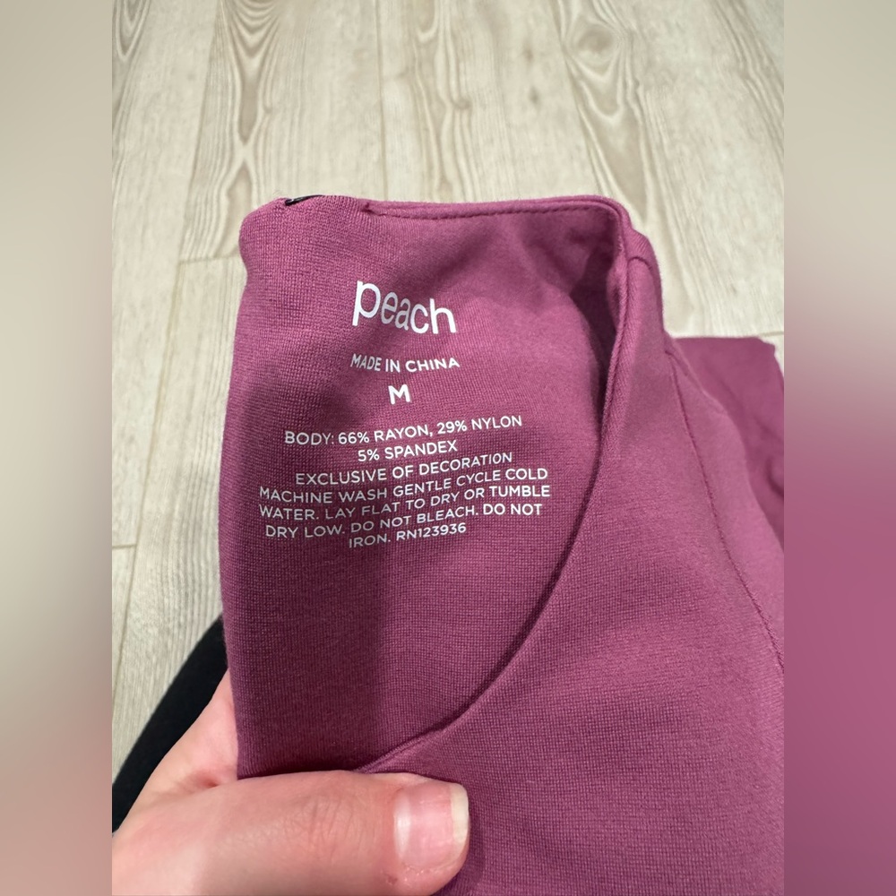 Peach Marin Princess Seam Dress Plum chic lightweight purple brunch versatile - Picture 5 of 5